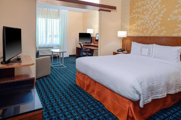 Fairfield Inn & Suites by Marriott Hollister image 13