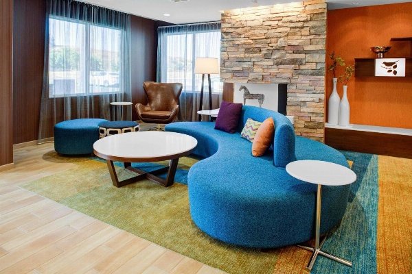 Fairfield Inn & Suites by Marriott Hollister image 7